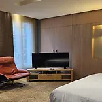 Hotel Apolonia Paris Montmartre. Sure Hotel Collection By BW